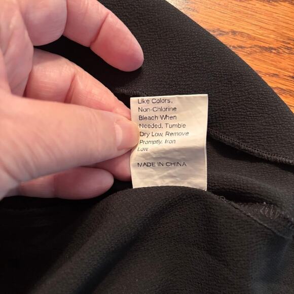 Shein Women's Blouse Size M Black Ruffled with Floral Embroidery Boho, Peasant - Picture 7 of 9